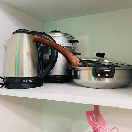 Lovely 2 Bedroom Condo Unit 일로일로 외부 사진