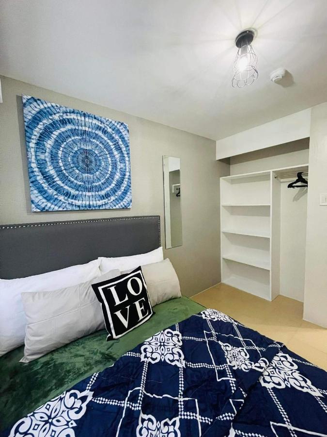 Lovely 2 Bedroom Condo Unit 일로일로 외부 사진